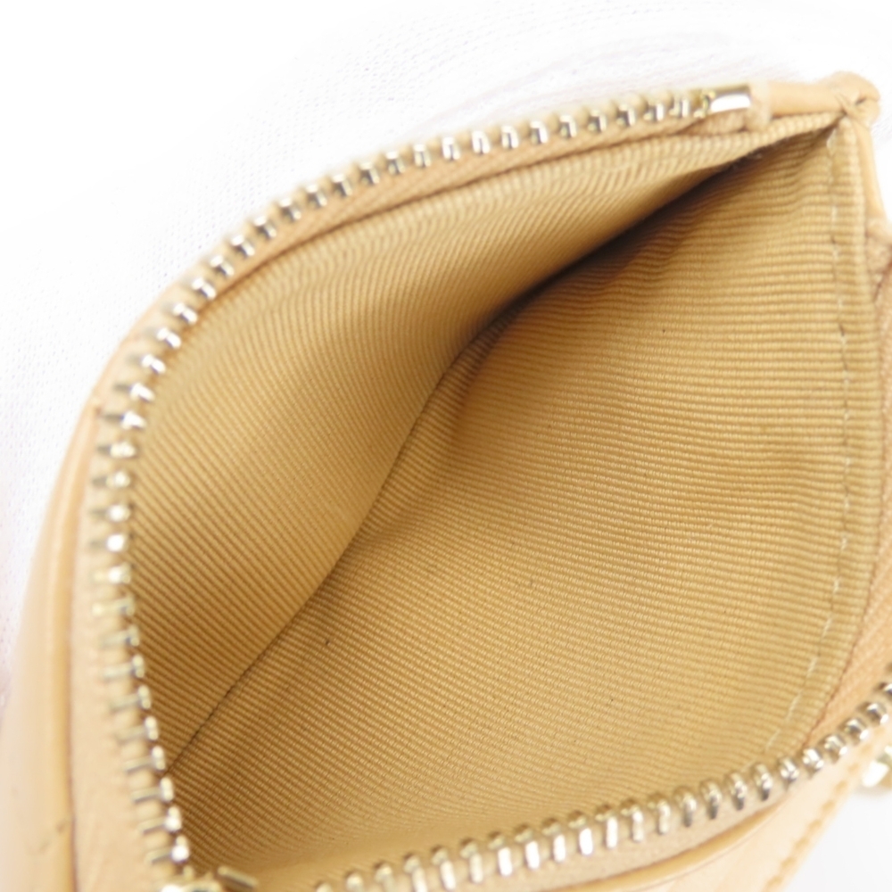 CHANEL Authentic Cream Lambskin Leather Wallet - Picture 13 of 16